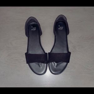 A new day flats size 7 wide